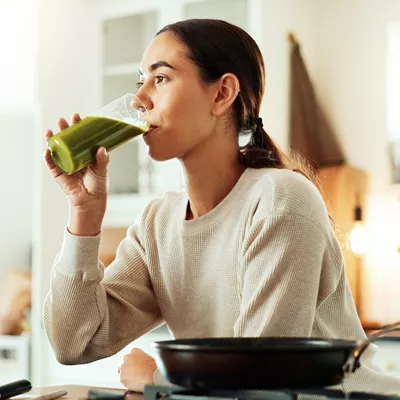 Η αλήθεια για την αποτοξίνωση: Γιατί το συκώτι σου δεν χρειάζεται detox