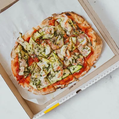 Πίτσα που περίσσεψε: Τι βακτήρια αναπτύσσονται μέσα σε μία μέρα; - Μικροβιολόγος αποκαλύπτει