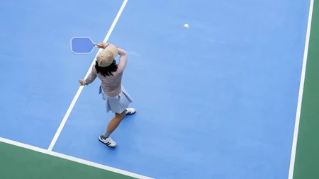 Pickleball: Όλα τα χρήσιμα infos για το ανερχόμενο άθλημα ρακέτας
