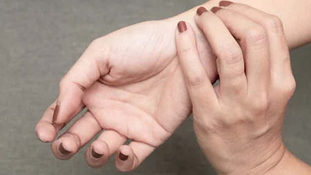 "Πώς θα μετρήσω τους σφυγμούς μου"; Aυτός είναι ο σωστός τρόπος