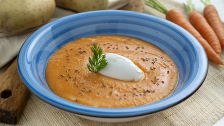 Καροτόσουπα βελουτέ με τραχανά - Ό,τι πιο θρεπτικό σε χρόνο dt!