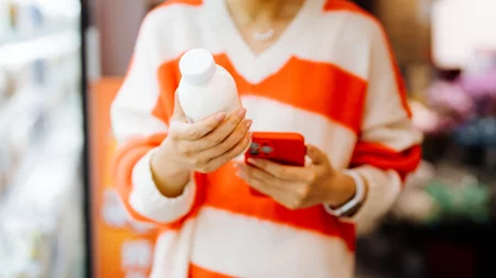 Food labels: Πώς θα μάθεις να διαβάζεις τις ετικέτες τροφίμων;