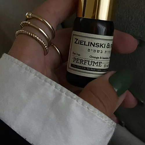 Αυτά είναι τα it χρώματα νυχιών του φετινού φθινοπώρου και χειμώνα