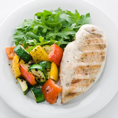 Τι τρώει η διαιτολόγος όταν κάνει δίαιτα: Όλα τα γεύματα της εβδομάδας από την Κλειώ Δημητριάδου