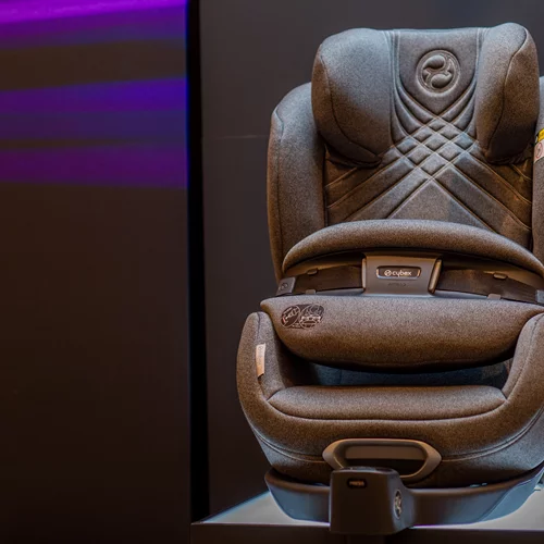 Cubex: Το πρώτο κάθισμα με ενσωματωμένο αερόσακο