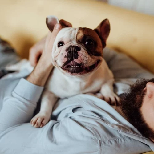Γιατί η κουβέντα με τον σκύλο σου, σου κάνει καλό