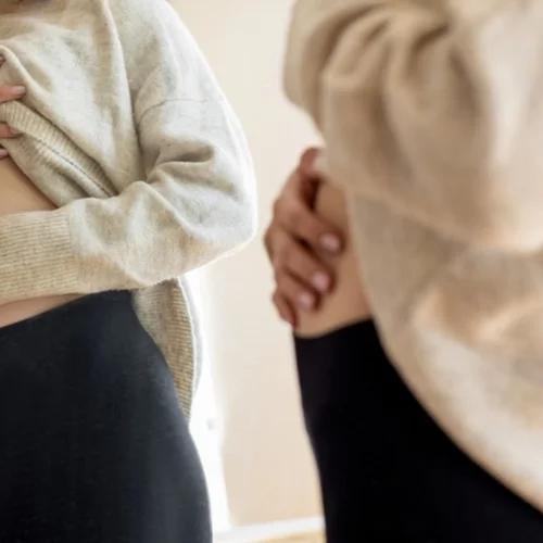 Φούσκωμα μετά το φαγητό: Ποια είδη τροφών προκαλούν περισσότερο;