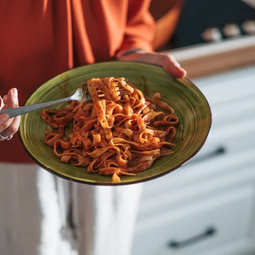 Έκοψε την πολλή πρωτεΐνη, πρόσθεσε υδατάνθρακες: Η μεταμόρφωση 31χρονου που έγινε viral στο fitness
