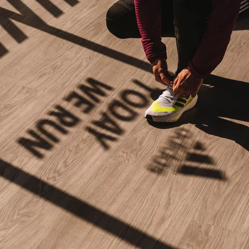 SHAPE x adidas Runners Athens: Οι online προπονήσεις της εβδομάδας 10 έως 14 Μαΐου