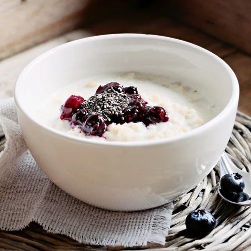 Beyond toast: 5 άλλοι υγιεινοί τρόποι να χρησιμοποιήσεις τη μαρμελάδα στα γεύματά σου