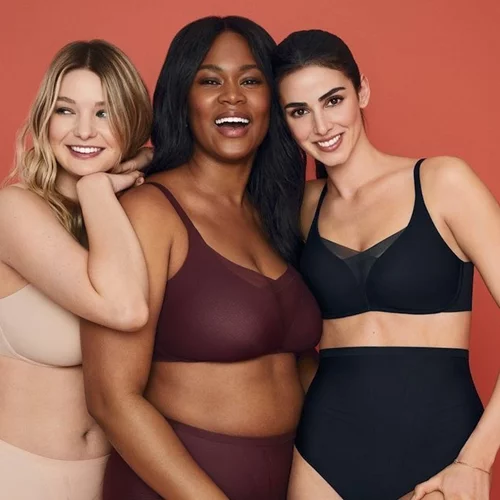 Αγάπησε το σώμα σου και γίνε μέλος της shapewear επανάστασης