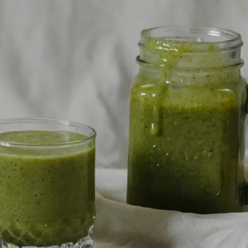 Από το αβοκάντο τοστ ως τους πράσινους χυμούς: Είναι τα viral σνακ όντως τόσο υγιεινά;