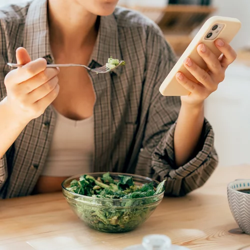 6 φαγητά που θα σε κάνουν να πεινάς ακόμη περισσότερο