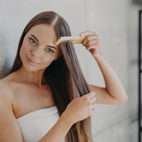 H ολοκαίνουρια haircare σειρά για πλήρη αναγέννηση των μαλλιών