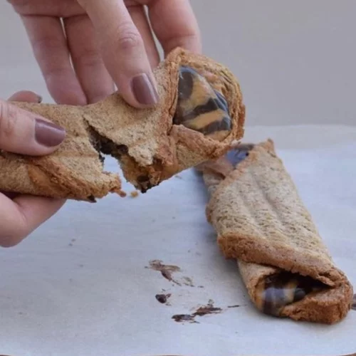 Υγιεινά γλυκά σνακ: Φτιάξε το πιο healthy κρουασάν μόνο με 3 υλικά