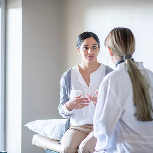 Ψέματα που συνηθίζουμε να λέμε στον γιατρό μας (και γιατί δεν θα έπρεπε)
