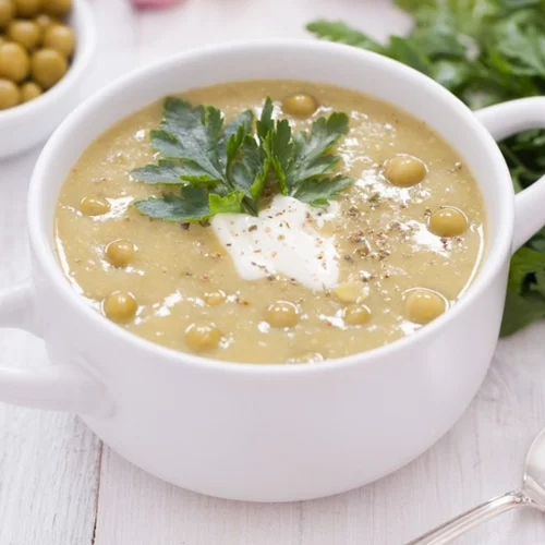 Βαριέσαι τη φασολάδα; Φτιάξε μία τέλεια χειμωνιάτικη σούπα βελουτέ με ρεβίθια