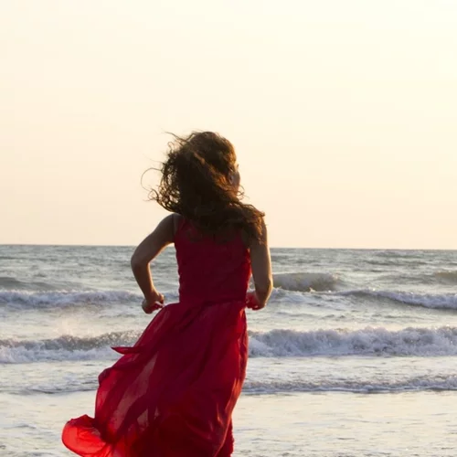 Καταναλώνεις διπλάσια ενέργεια όταν περπατάς σε αυτήν την επιφάνεια - Το λένε οι επιστήμονες