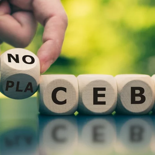 Nocebo: Μάθε τι είναι και πώς επηρεάζει τις "παρενέργειες" από εμβόλια και φάρμακα