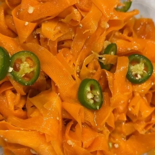 Φάε τη ρετινόλη σου: Η viral σαλάτα με καρότα θα σου χαρίσει το πιο λαμπερό δέρμα!