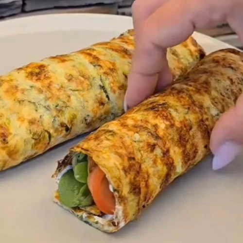 Ξέχνα τις τορτίγιες: Αυτό το wrap με κολοκυθάκια θα γίνει το αγαπημένο σου