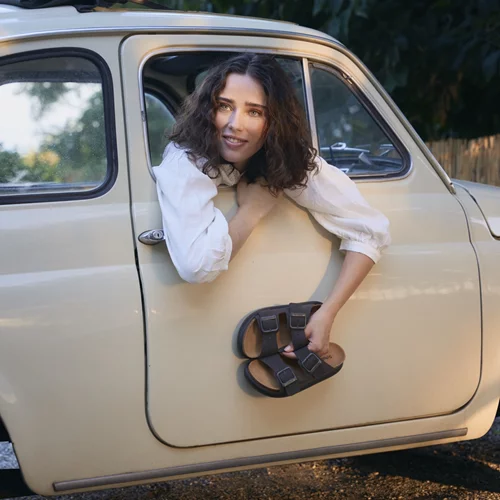 Τι σανδάλια θα φορέσεις φέτος το καλοκαίρι;