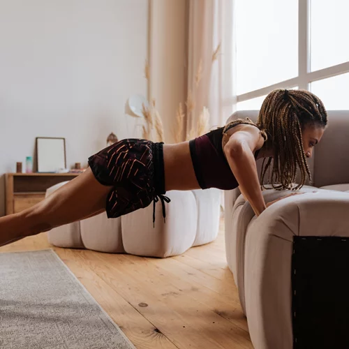 Οι ασκήσεις με το βάρος του σώματος είναι ό,τι καλύτερο, λέει το Harvard