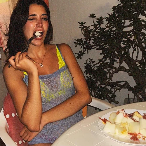 Τρως καλά, νιώθεις καλύτερα: Τι λένε οι ειδικοί για τη διατροφή και την ψυχική υγεία