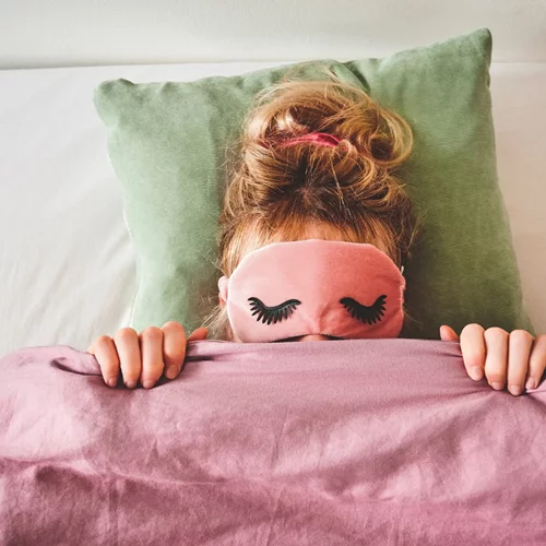 5 κακές συνήθειες που καταστρέφουν τον ύπνο σου – Τι λέει ένας υπνοθεραπευτής