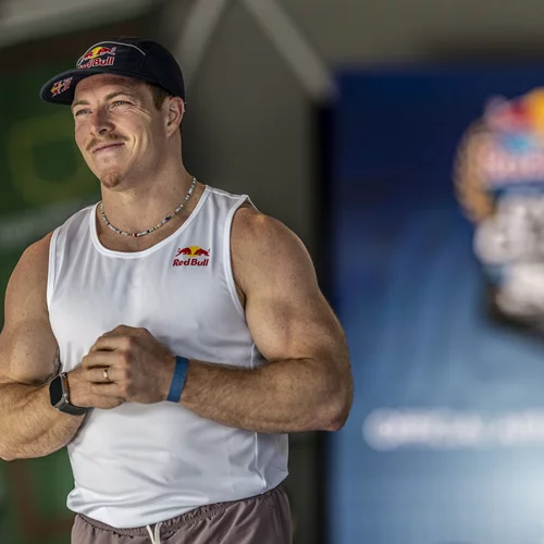 Red Bull Gym Clash: Τα μυστικά του functional fitness από τον Noah Ohlsen και η έμπνευση για να ξεπερνάς τα εμπόδια από την Ida Mathilde