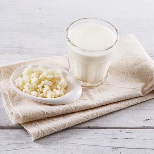 Ποια είναι τα οφέλη του κεφίρ για την υγεία και πώς μπορείς να το χρησιμοποιήσεις