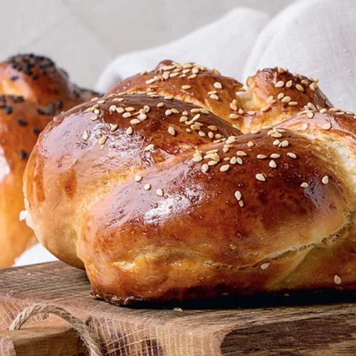 Συνταγή για πασχαλινό τσουρέκι: Εύκολο και ελαφρύ