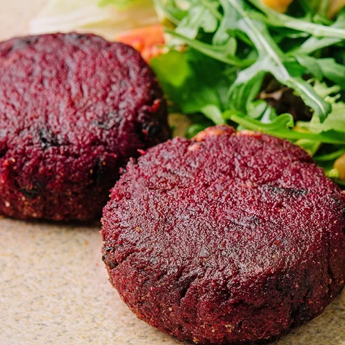 Η συνταγή για παντζαροκεφτέδες που θα "γλείφεις" τα δάχτυλά σου