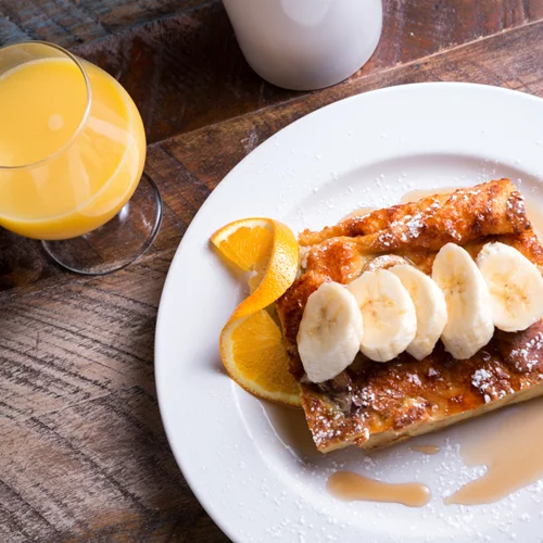 Γαλλικό τοστ: Πώς θα φτιάξεις την υγιεινή εκδοχή του με βρώμη