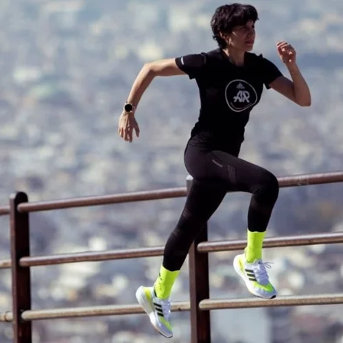 Χαρά Σκουλαρίκη: Η Nutrition Coach των adidas Runners Athens δίνει τις διατροφικές της συμβουλές σε όσους αγαπούν το τρέξιμο