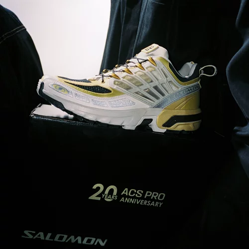 Το Salomon ACS Pro κλείνει 20 χρόνια και επιστρέφει: Η νέα limited έκδοση και πού θα τη βρεις