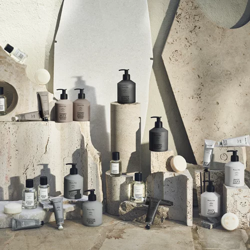 A journey of a self care: Μία κολεξιόν προσωπικής φροντίδας από τη Massimo Dutti