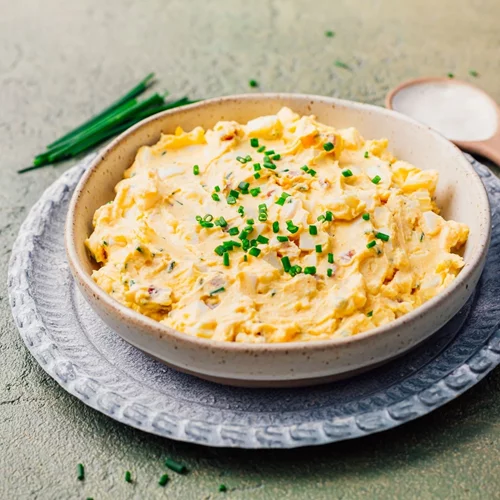 Καλοκαιρινή αυγοσαλάτα - Η συνταγή για το τέλειο πρωτεϊνικό σνακ