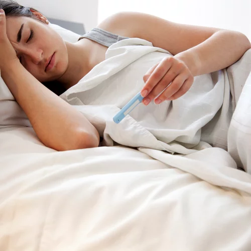 Έχεις πυρετό; Έτσι θα τον "ρίξεις" πιο εύκολα στο σπίτι