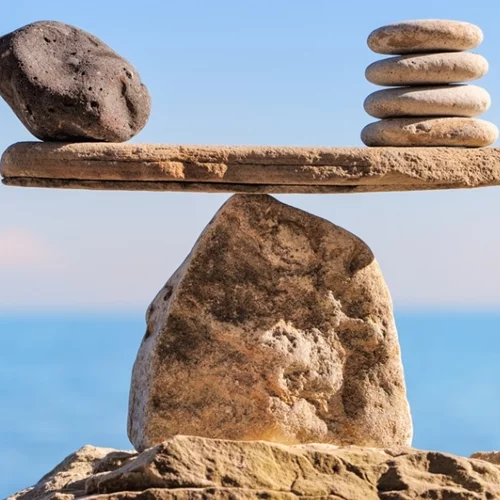 Γυναικείες ορμόνες: Πώς σε επηρεάζουν και πώς μπορείς να τις επηρεάσεις εσύ;