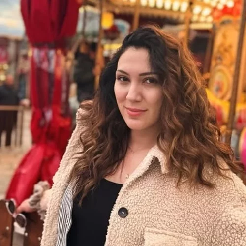 Βασιλική Νταντά: "Με πείραζε η αντιμετώπιση του κόσμου όταν έβλεπαν το δέρμα μου"