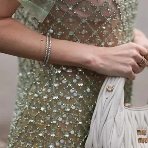 Μέτριο μήκος νυχιών: Αυτό είναι το πιο εντυπωσιακό και chic μανικιούρ