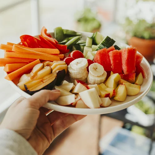 Έφαγες πολύ αρνί και τσουρέκι; Τι να φας για φυσική αποτοξίνωση του συκωτιού μετά το Πάσχα
