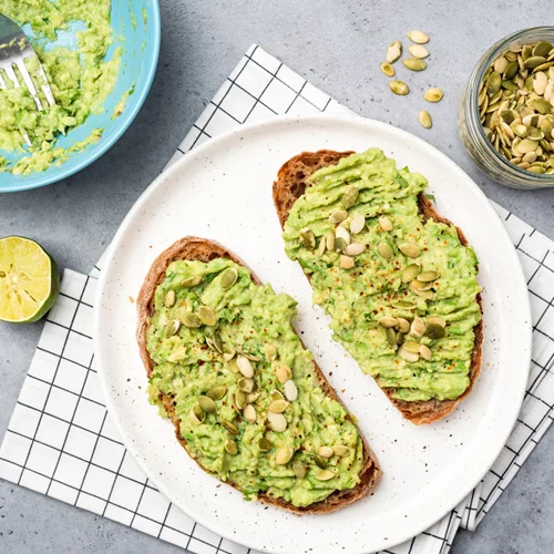 6 τροφές που καταπολεμούν το επίμονο λίπος στην κοιλιά