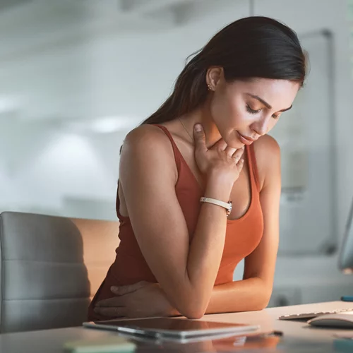 Πώς φεύγει η καούρα; Οι τροφές που πρέπει να βάλεις στη διατροφή σου