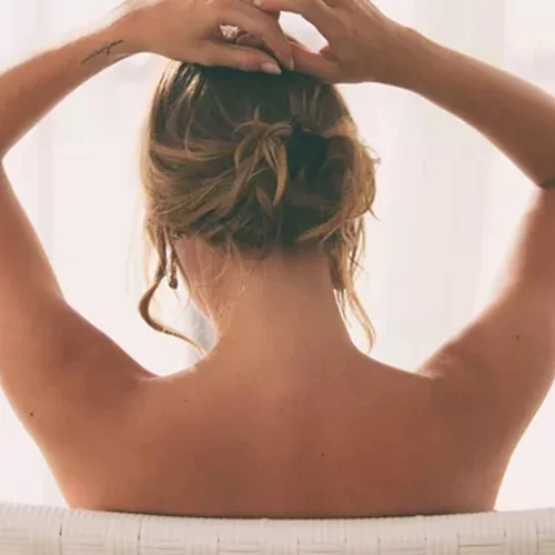 Τα σημάδια που αγαπώ στο σώμα μου και εκείνα που (πλέον) θέλω να αποχωριστώ