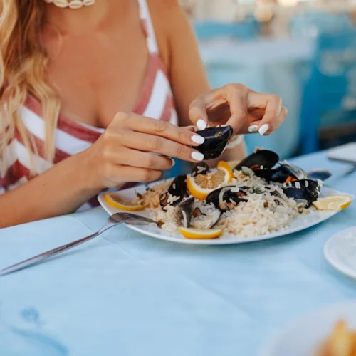 Πότε είναι ασφαλές να τρώμε μύδια και άλλα όστρακα; Ο κανόνας του "ρ"