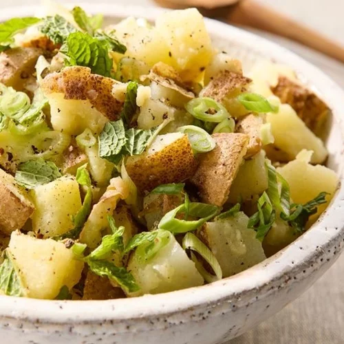 Λεμονάτη πατατοσαλάτα χωρίς μαγιονέζα - Η καλοκαιρινή εκδοχή που έψαχνες