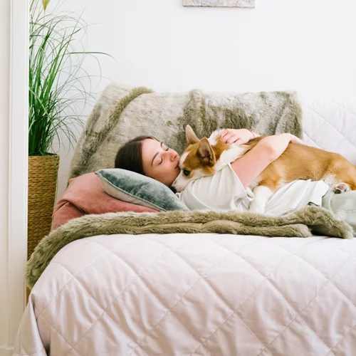 Αναπληρώνεις τον ύπνο σου το Σαββατοκύριακο; Αν όχι, αυτός είναι ένας λόγος για να αλλάξεις γνώμη