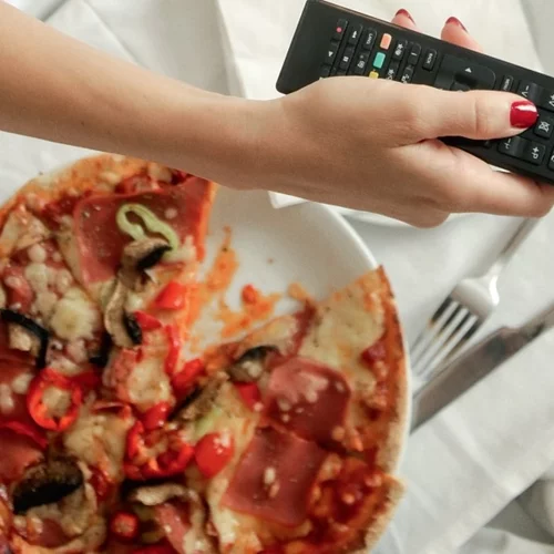 Συναισθηματική διατροφή: Χρήσιμες συμβουλές για να σπάσεις τον κύκλο της